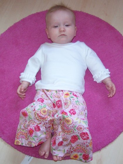 Djura met broekje Merel en shirt Rosa foto 42