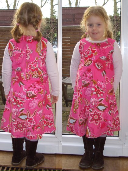 Merel met jurk Muriel f111